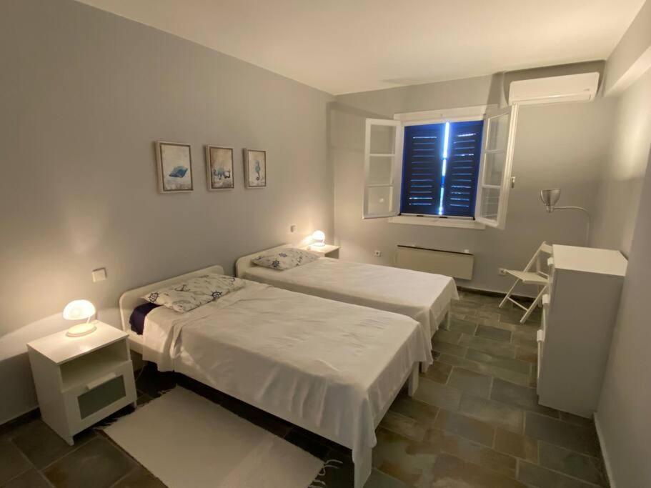 Retreat Villa By The Sea With Pool In Porto Heli Bagian luar foto